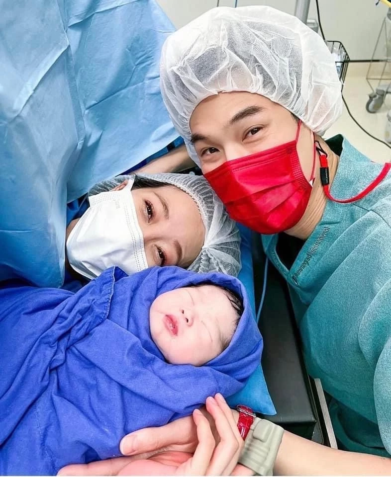 “กันต์ กันตถาวร” ปลื้มใจ ศรีภรรยาคลอดลูกคนที่สองตั้งชื่อ "น้องพราว"