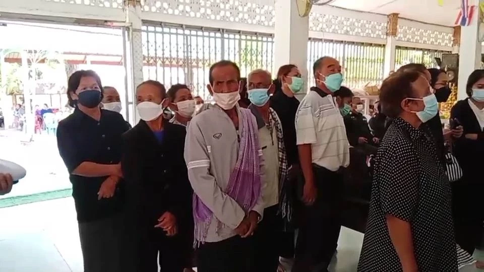 ร่างพลทหารศราวุธ ถึงบ้านเกิดร้อยเอ็ด พ่อแม่ใจสลายแต่ก็รู้สึกภูมิใจ