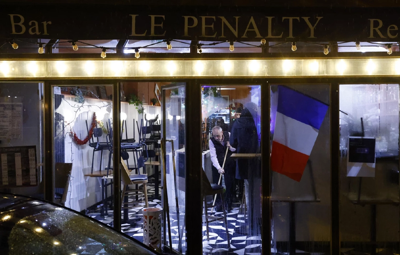 แฟนบอลฝรั่งเศสป่วน! ก่อเหตุปะทะตำรวจหลังทีมชวดแชมป์โลก