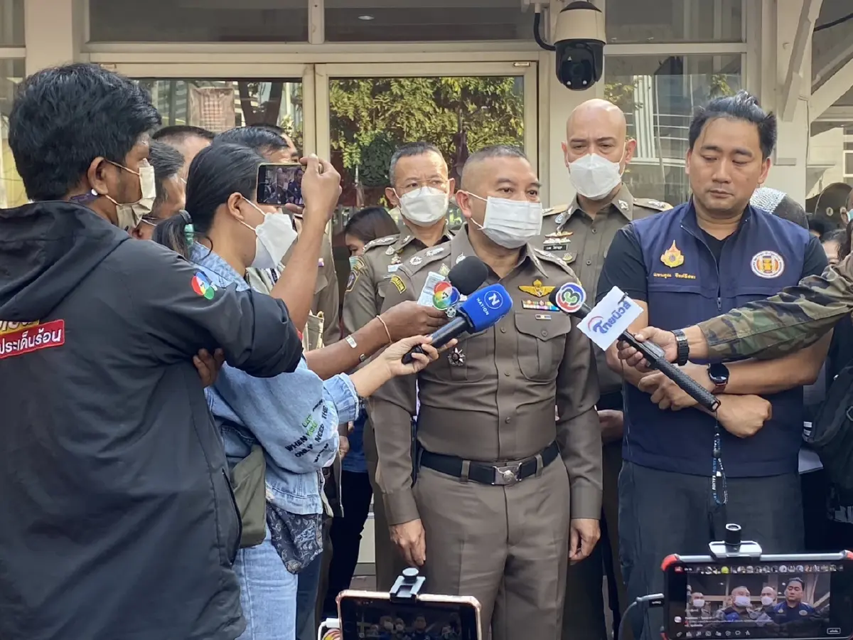 "อี้ แทนคุณ" พาเหยื่อ "ประสิทธิ์ เจียวก๊ก" ร้อง ตร. ตรวจสอบทรัพย์ คืนผู้เสียหาย