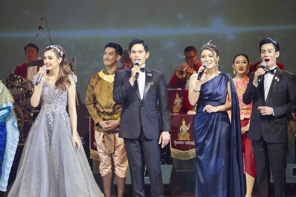 คอนเสิร์ตการกุศล พราวนภาสุนทราภรณ์