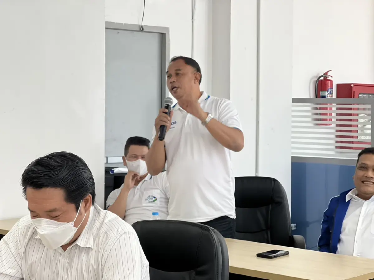 “อุตตม” นั่งหัวโต๊ะถกว่าที่ผู้สมัคร ส.ส.กทม. วางแผนจัดทัพสนามเลือกตั้ง