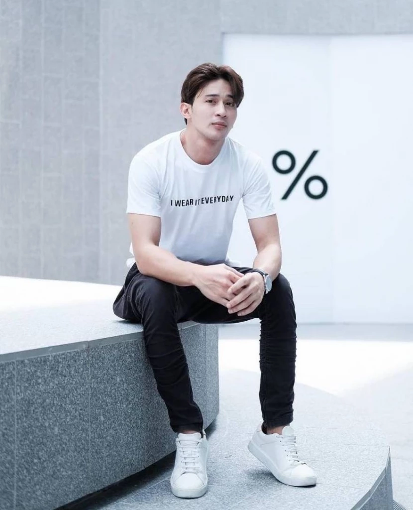 เอ็ม นันทวัฒน์