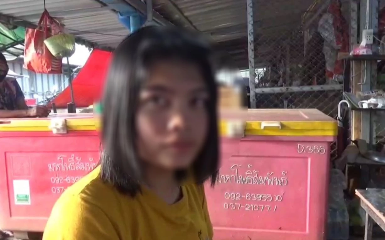 ผวาทั้งตลาด! แก๊งเงินกู้บุกตบลูกจ้างร้านขายผัก แม่ค้าเชื่อทำร้ายผิดตัว