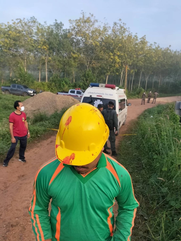 ด่วน! ระเบิดซ้ำรถไฟจุดเดิม ขณะจนท.กู้ซากรถไฟคลองแงะ ดับ 3 บาดเจ็บ 4 ราย