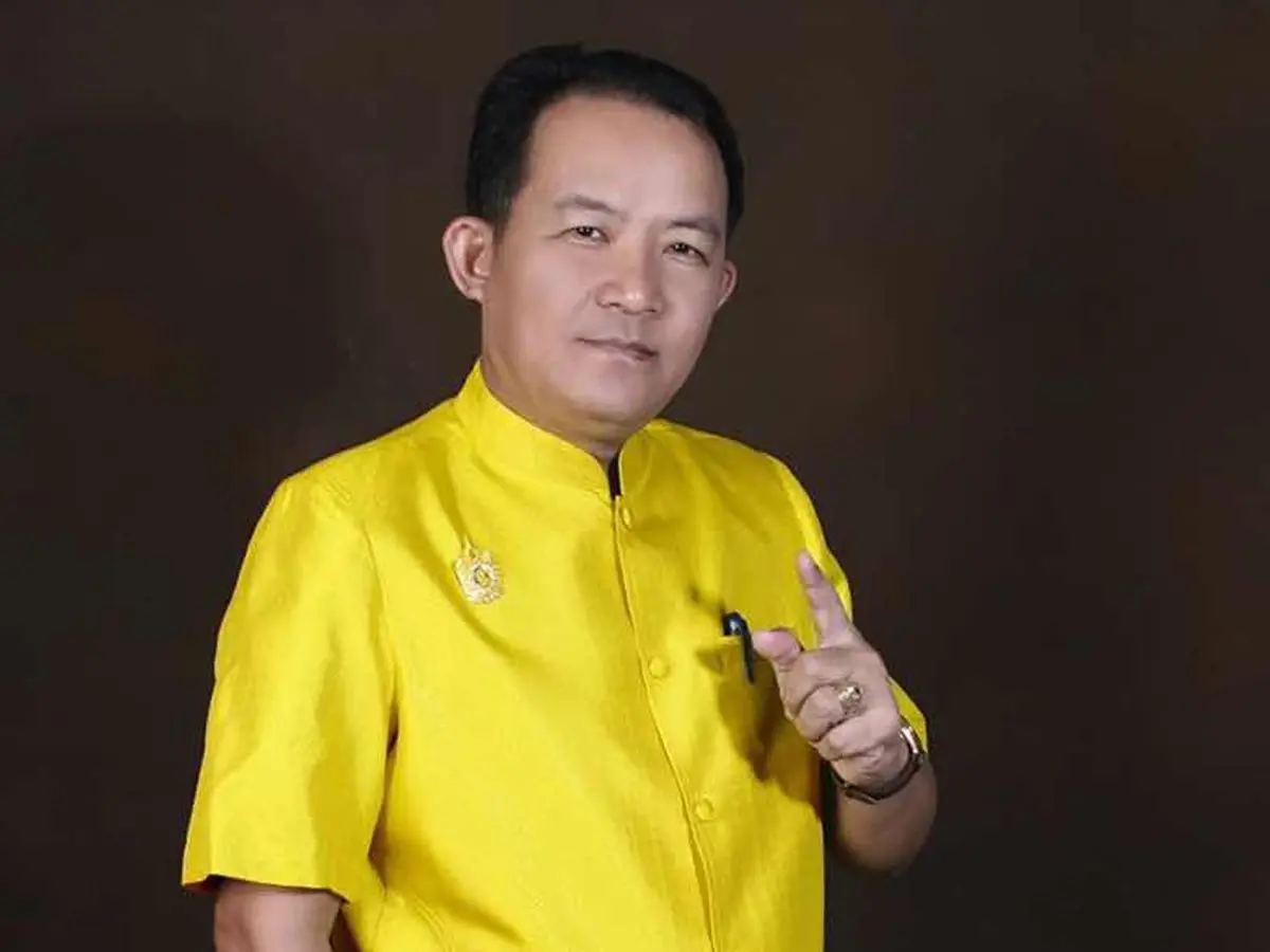 'พี่ศรีสุวรรณ' ขอเคลียร์ใจ  'แพรรี่'  รับปากแจ๋ว ยันไม่ลงสนามการเมือง
