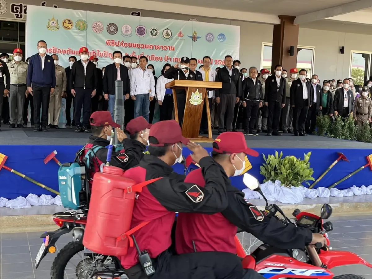 "ลุงป้อม" ปลื้ม "คนเชียงราย" ต้อนรับอบอุ่น แห่เชียร์นั่งนายกฯ