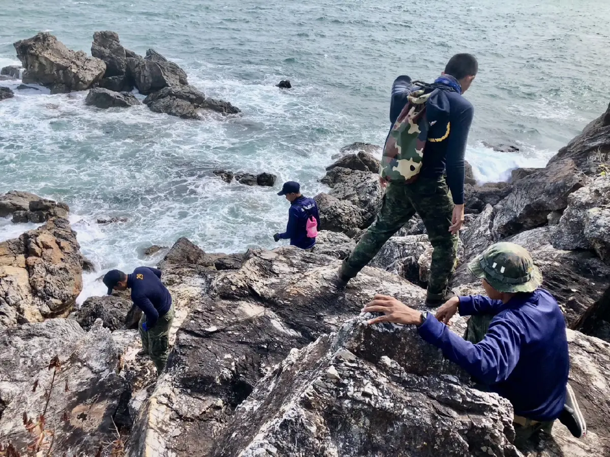 ทร.ค้นหากำลังพล ร.ล.สุโขทัย ต่อเนื่องเป็นวันที่ 22 ยังไม่พบผู้สูญหายเพิ่ม
