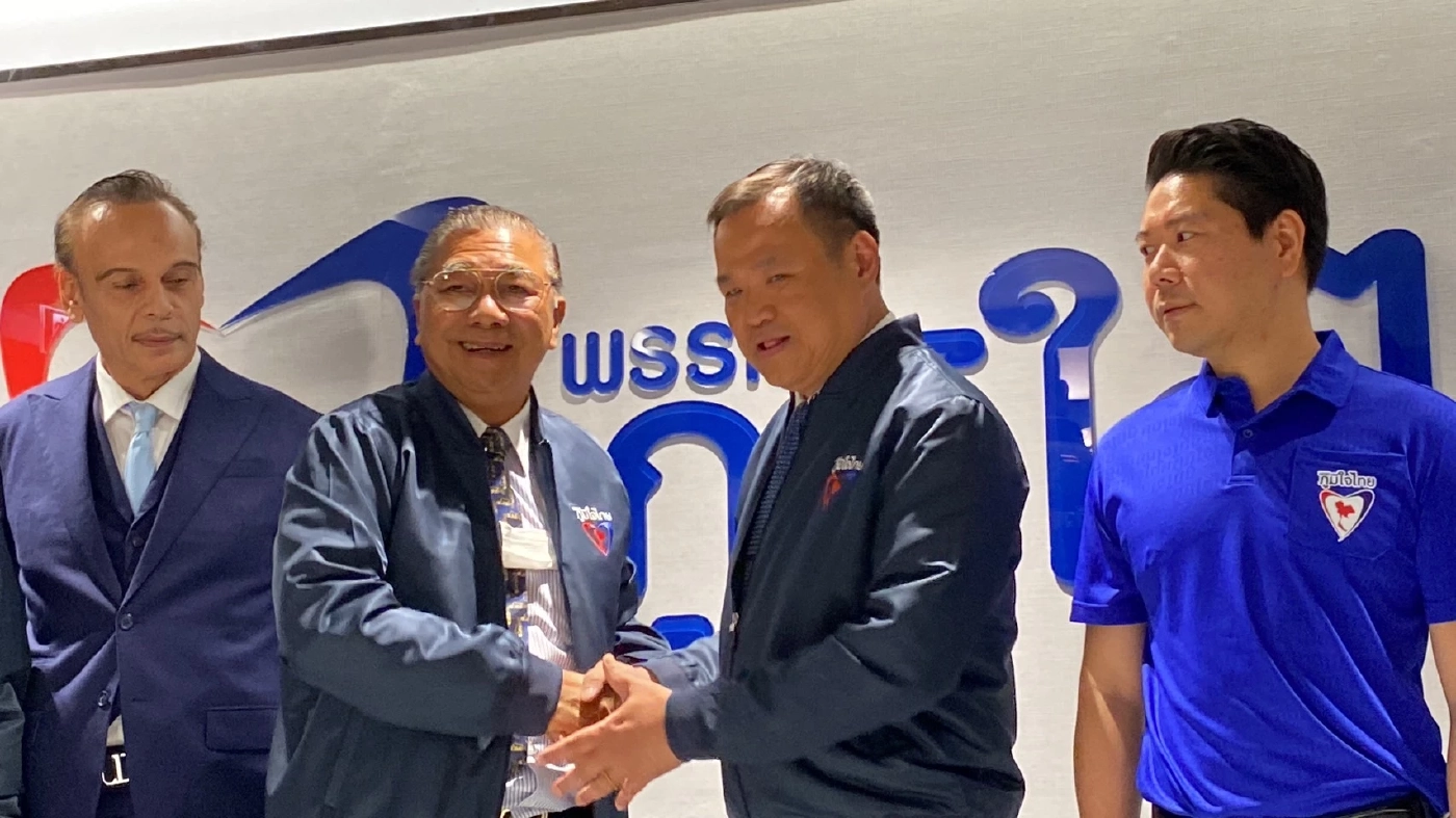 “เสี่ยหนู” ปัดดูด ส.ส.ด้วยเงิน  เจอ “วีระกร” แค่ปึ๊งกัน! ในสภา