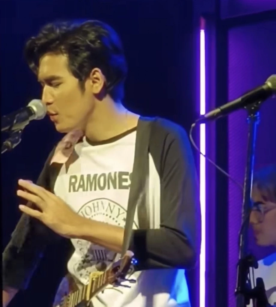 โจอี้ ภูวศิษฐ์ อนันต์พรสิริ