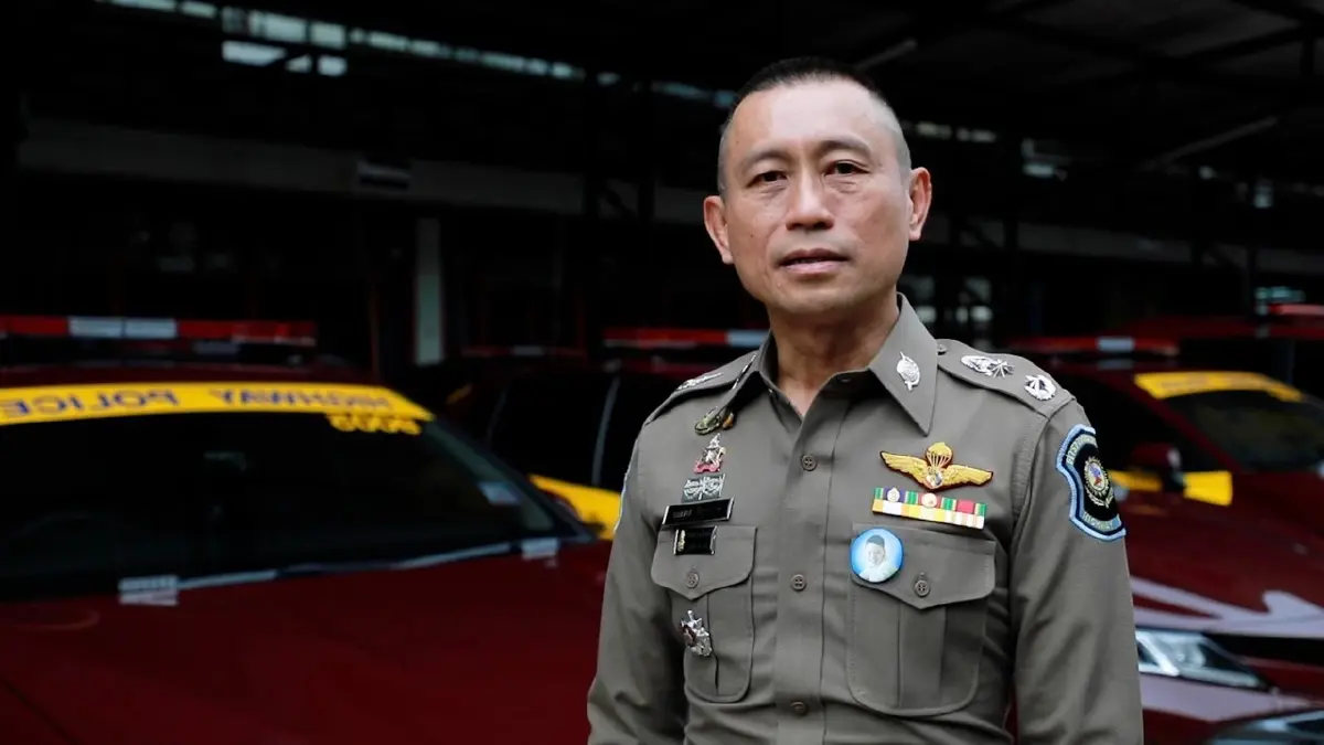 พล.ต.ต.เอกราช ลิ้มสังกาศ ผู้บังคับการตำรวจทางหลวง