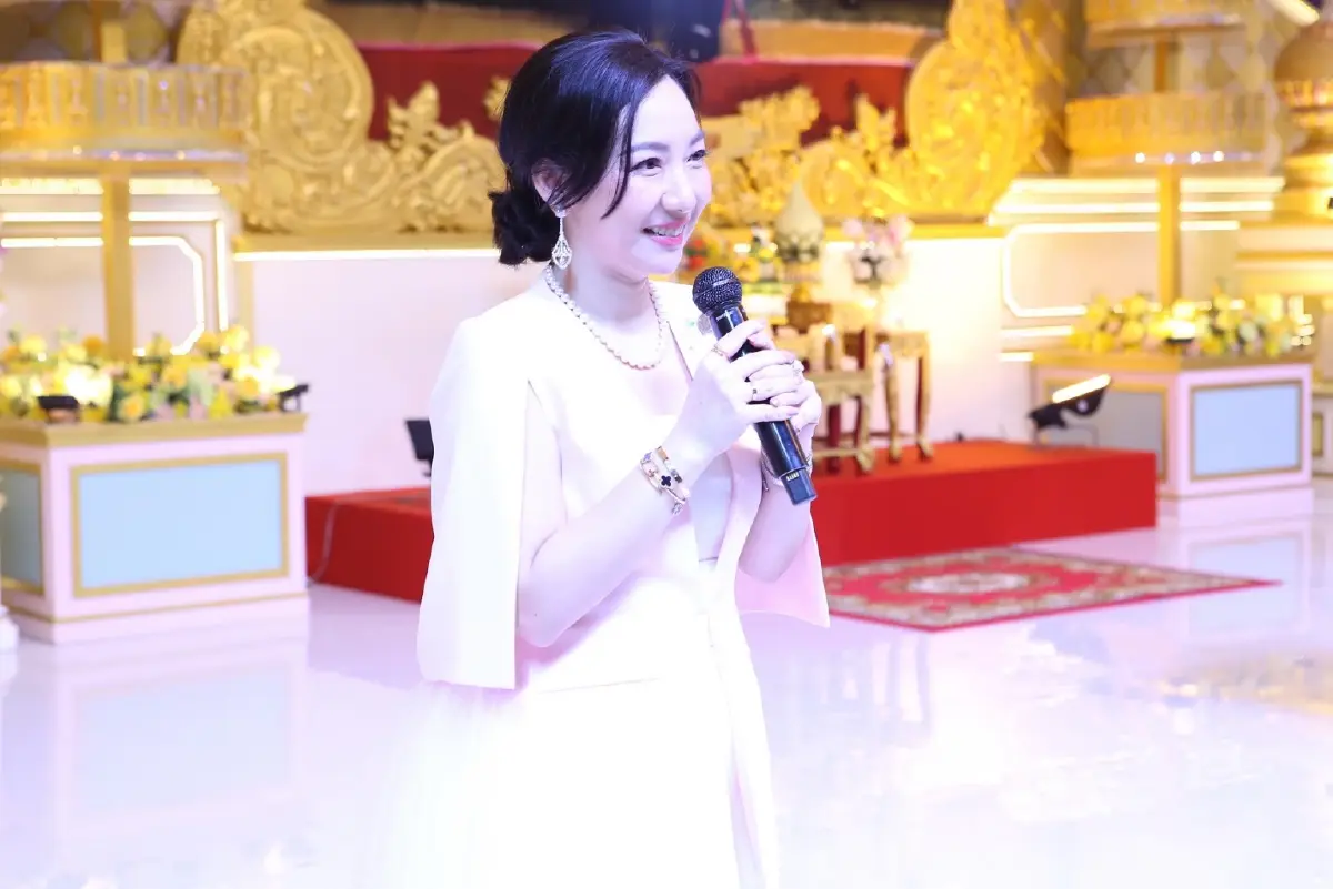 น้ำผึ้ง - จารุวรรณ โชติเทวัญ 