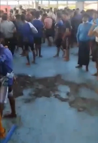 วุ่น! แรงพม่าเถื่อนประท้วง ตม.ส่งกลับประเทศ โวยโดนขังดองแม้คดีจบ (มีคลิป)