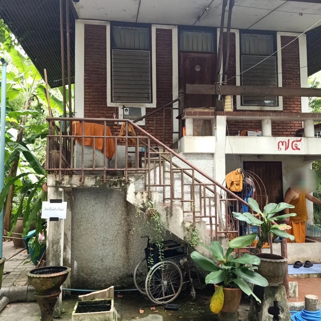 พระลูกวัดสลดใจ เจ้าอาวาสสั่งรื้อกุฏิ สมัยหลวงพ่อปัญญานันทภิกขุ จนเกลี้ยง