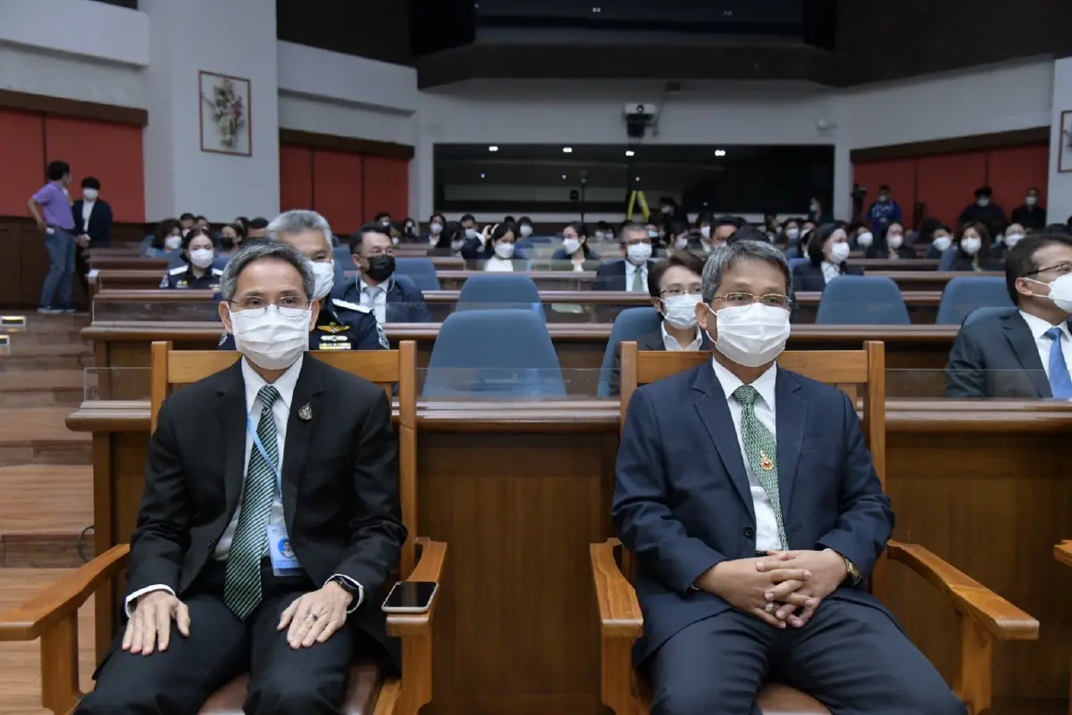การประชุมครั้งแรก โครงการจัดสร้างพิพิธภัณฑ์องค์ความรู้ เฉลิมพระเกียรติ