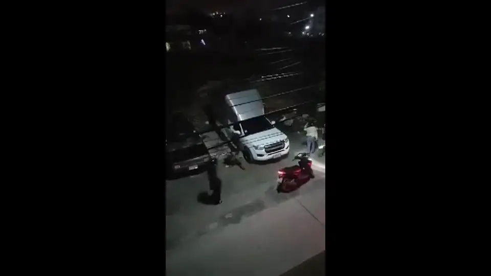 โจ๋ปทุมฯ รุมยำหนุ่ม 15 หวิดดับ