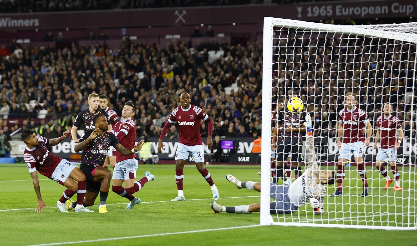 "เบรนท์ฟอร์ด vs ลิเวอร์พูล" 00.30 น. คืนนี้ เช็กสถิติ ความพร้อม ช่องถ่ายทอดสด