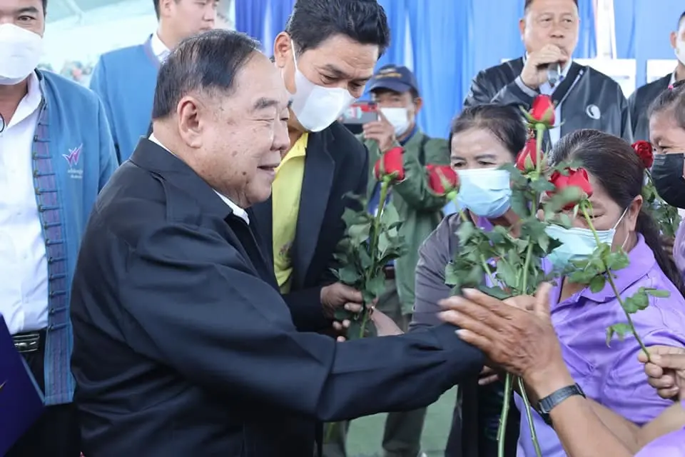 บิ๊กป้อม ป.ปาด ทริปพิษณุโลก-นครสวรรค์ จัดทัพสู้ศึกเลือกตั้ง  