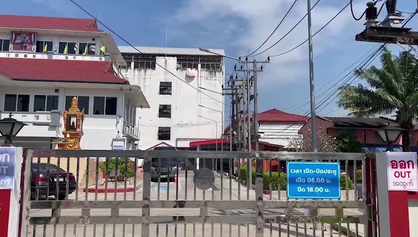 วุ่น! แรงพม่าเถื่อนประท้วง ตม.ส่งกลับประเทศ โวยโดนขังดองแม้คดีจบ (มีคลิป)