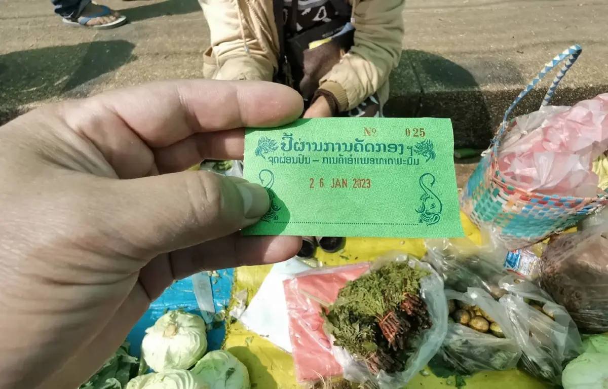 อ้างจนท.ตั้งโต๊ะเก็บเงินชาวลาวไม่มีที่มาที่ไป ระบุ ค่าตรวจคัดกรอง