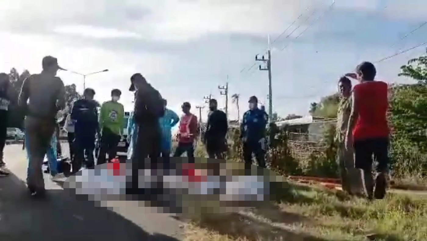 สยอง! หนุ่มเมาซิ่งเก๋งเสียหลัก ชนประสานงาเก๋งอีกคัน ดับยกครัว 5 ศพ