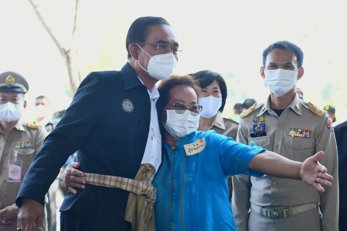 "นายกฯ" ลั่น พร้อมช่วยชาวพิจิตร ให้อยู่ดีกินดี-ลดเหลื่อมล้ำทางสังคม