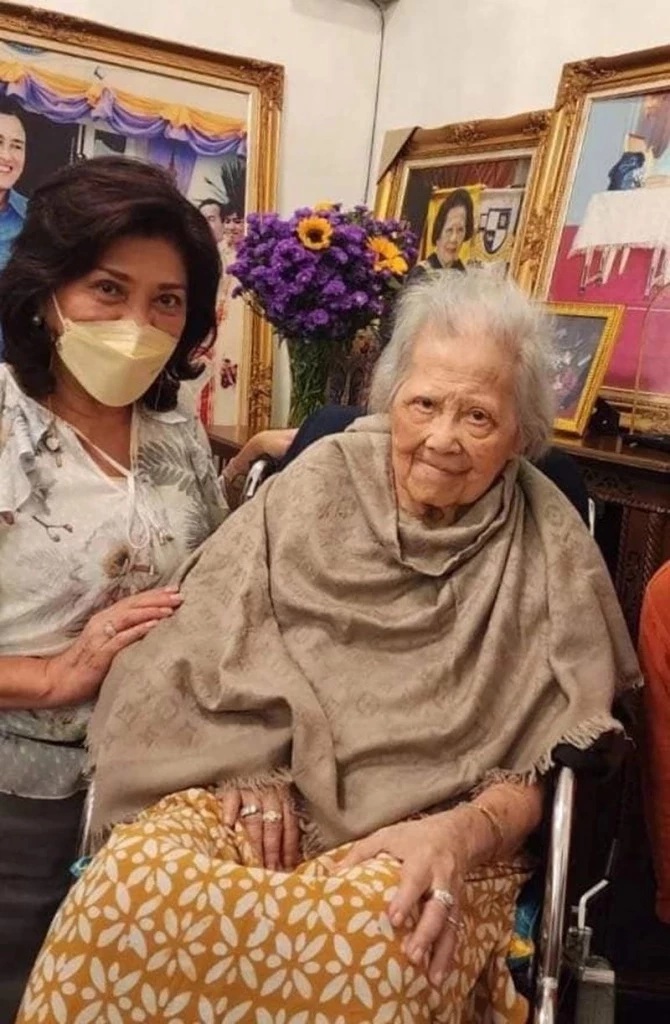 เปิดภาพล่าสุด "อาจารย์แม่" ในวัย 87 ปี ลูกศิษย์ยังเคารพรักระลึกถึงเสมอ