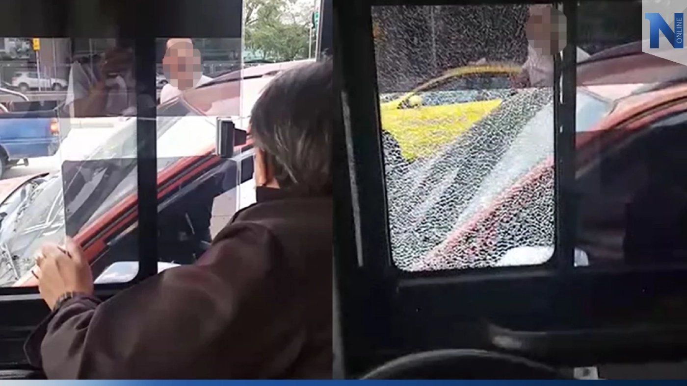 หนุ่มขับกระบะหัวร้อน ยัวะรถเมล์ไม่ให้แซง ทุบกระจกแตกยับ (มีคลิป)