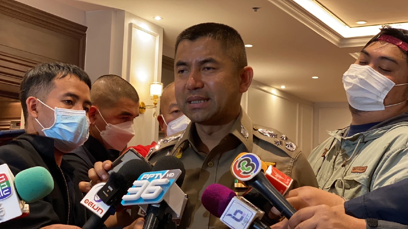 พล.ต.อ.สุรเชษฐ์ หักพาล รองผู้บัญชาการตำรวจแห่งชาติ 