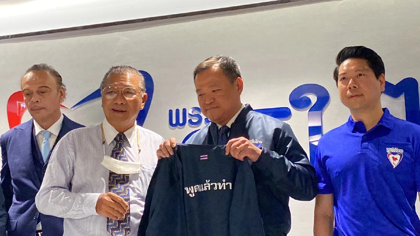 “เสี่ยหนู” ปัดดูด ส.ส.ด้วยเงิน  เจอ “วีระกร” แค่ปึ๊งกัน! ในสภา