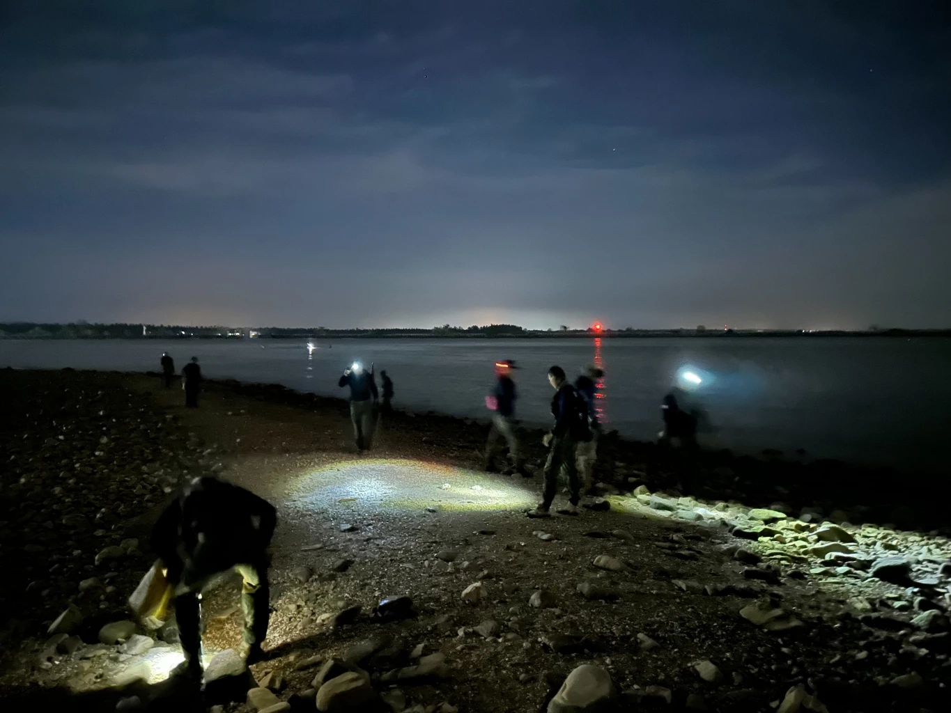 ค้นหากำลังพล "ร.ล.สุโขทัย" วันที่ 17 เน้นช่วงน้ำลงต่ำสุด ยังไม่พบทหารเพิ่ม