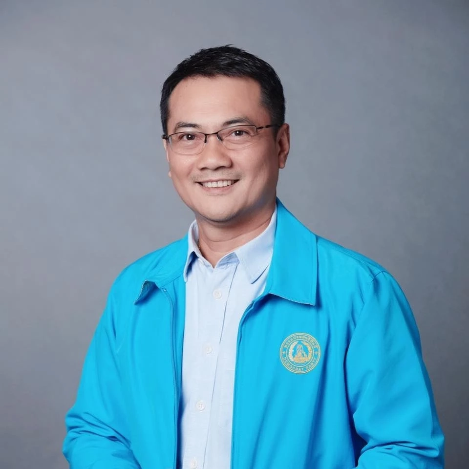 นราพัฒน์ แก้วทอง