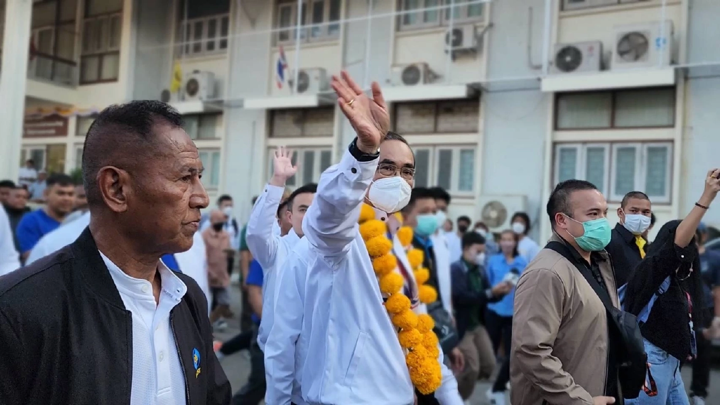 “บิ๊กตู่” ส่งมินิฮาร์ท ขอแรงหนุน “รทสช.” เดินหน้าพัฒนาประเทศไทย