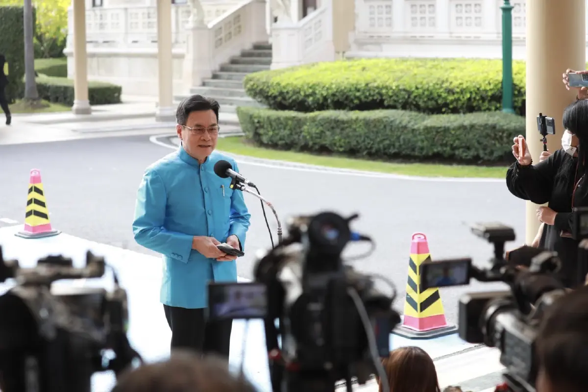 “จุรินทร์” แย้มเตรียมผู้สมัคร ส.ส. ทดแทนคนย้ายพรรค ยันไม่กระทบเป้าหมายใหญ่