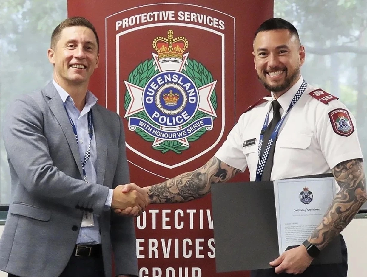 ส่องลุคใหม่ "เจสัน ยัง" หลังอำวงการบันเทิง ลุคดูเข้มสมาร์ทขึ้นเป็นกอง 