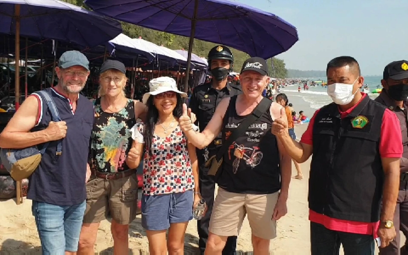 ล้นหาด! นักท่องเที่ยวนับหมื่น เแห่เที่ยวหาดชะอำ รับวันเที่ยวตรุษจีนคึกคัก