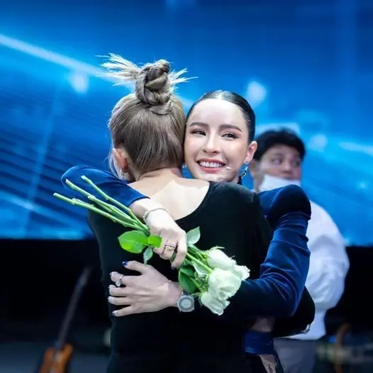 "เม พรีมายา" เปิดโพสต์แรก แคปชั่นสุดปัง "ไม่มีใครกล้าเอาชีวิตตัวเองมาเสี่ยง !!" 