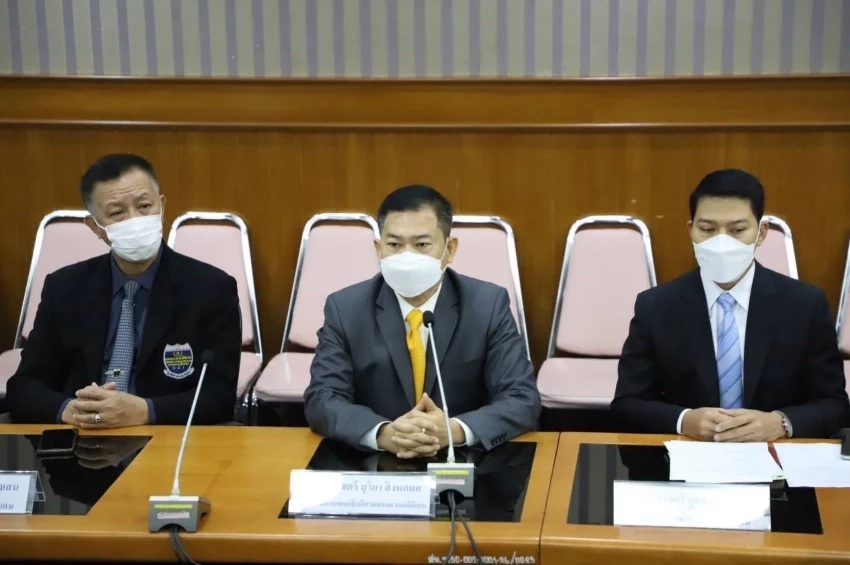 พันตำรวจตรี สุริยา สิงหกมล ผู้อำนวยการสถาบันนิติวิทยาศาสตร์ รักษาราชการแทน อธิบดีกรมสอบสวนคดีพิเศษ