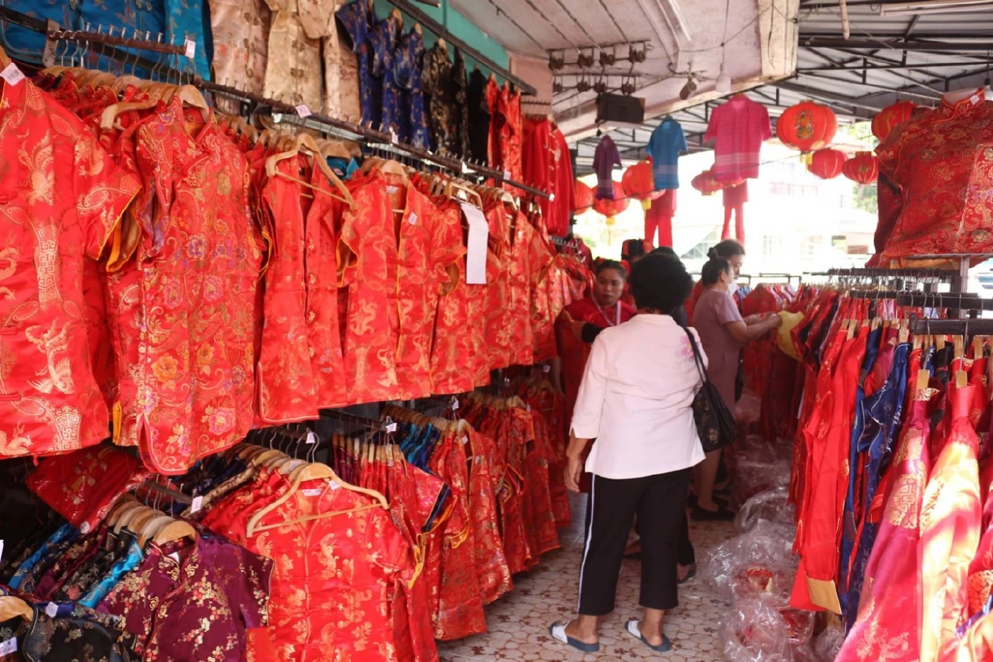 พิษณุโลกคึกคักรับตรุษจีน