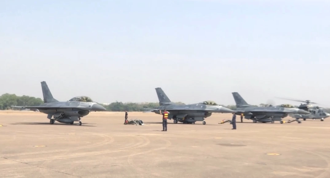 "กองบิน 1 โคราช" จัดเต็มงานวันเด็ก ชวนดู F-16 บินโชว์สร้างแรงบันดาลใจเด็กไทย