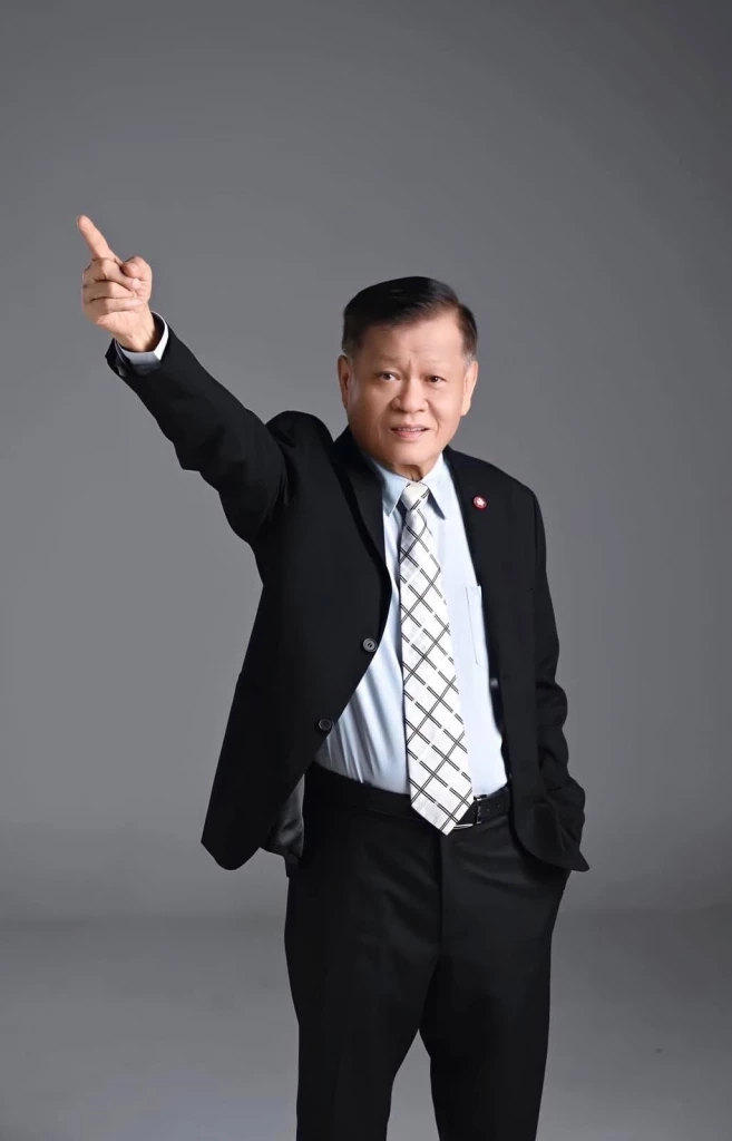 นายประจักษ์ แกล้วกล้าหาญ" อดีต ส.ส.ขอนแก่นหลายสมัย 