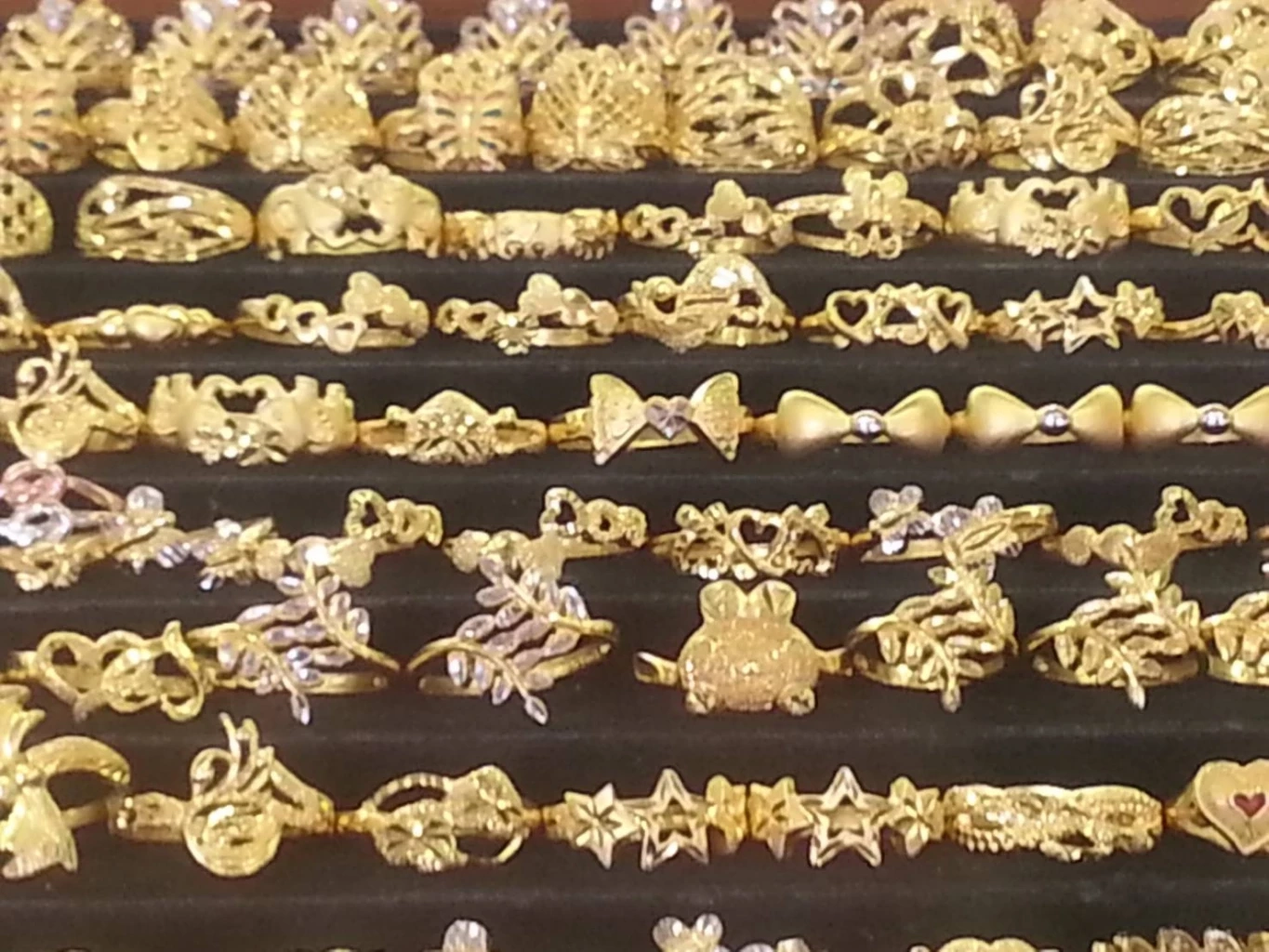 ตรุษจีน 2566 "ร้านค้าทอง" คึกคักยอดขายพุ่ง 5-10%