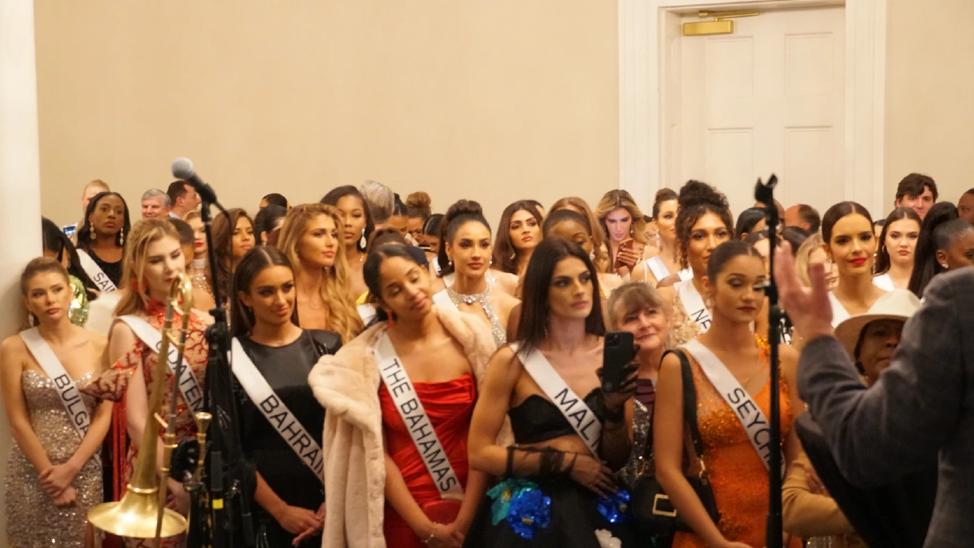 คิวแน่น! “แอน จักรพงษ์” ลุยเดินสายภารกิจจักรวาล เซอร์ไพรส์นางงามผู้ประกวด