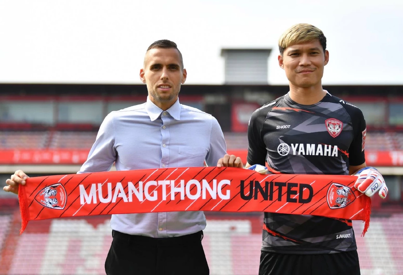 "เมืองทอง" เปิดตัว 6 นักเตะใหม่สู้ศึกไทยลีกเลก 2 อย่างเป็นทางการ