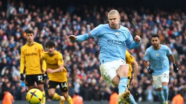 " เออร์ลิ่ง ฮาแลนด์ " ทำสถิติยิง 4 แฮตทริคเร็วสุดตลอดกาล