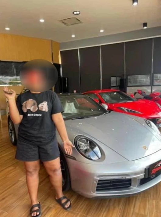 ภาพน้องนิ่ม พรีมายา ถ่ายคู่รถหรู