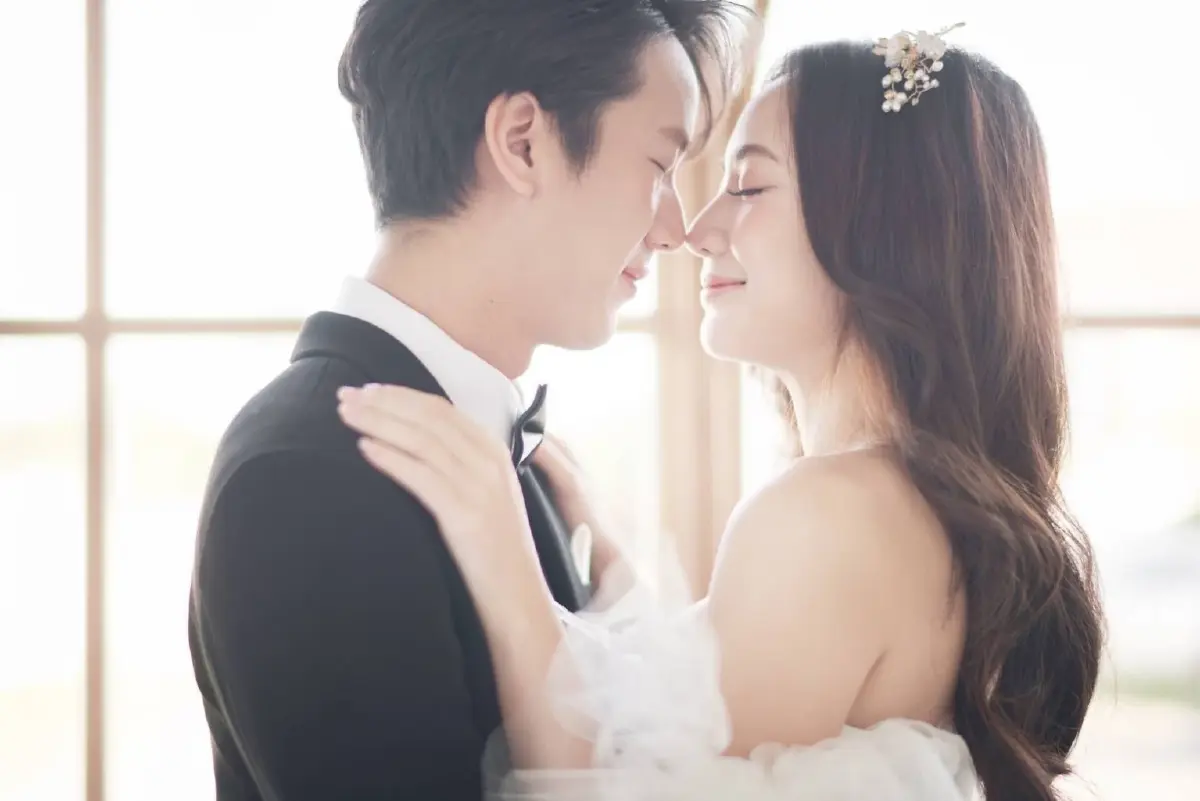 หญิง ธนิจจิญญา