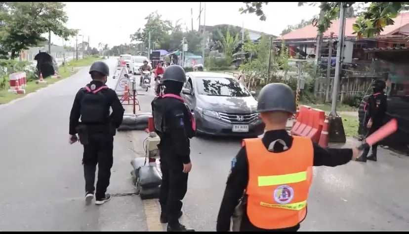เช้าวันนี้ (1 ม.ค.) เจ้าหน้าที่เข้มงวดการเข้าออกพื้นที่ 