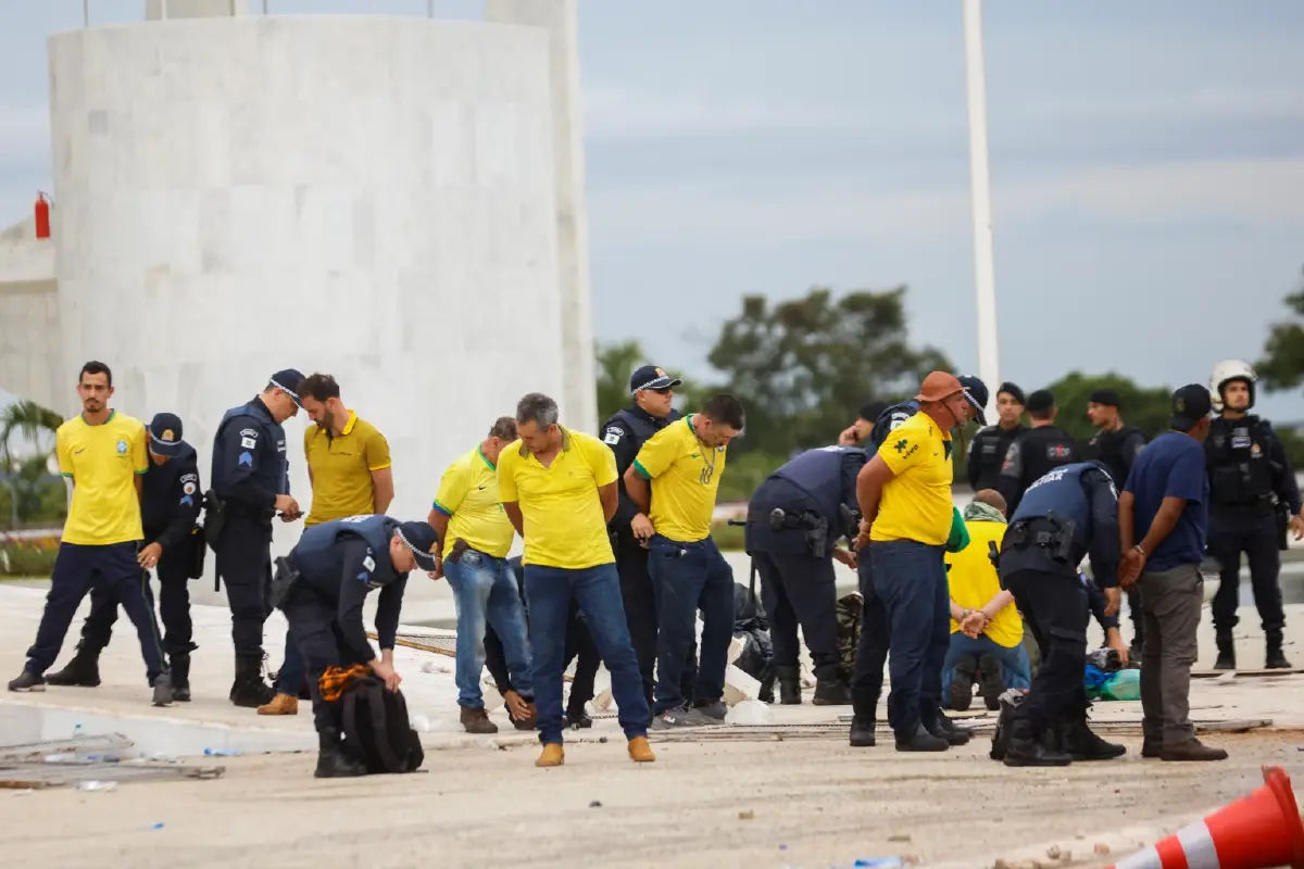 บราซิลกวาดจับ 1,500 คน เร่งหาตัวคนหนุนก่อจลาจล