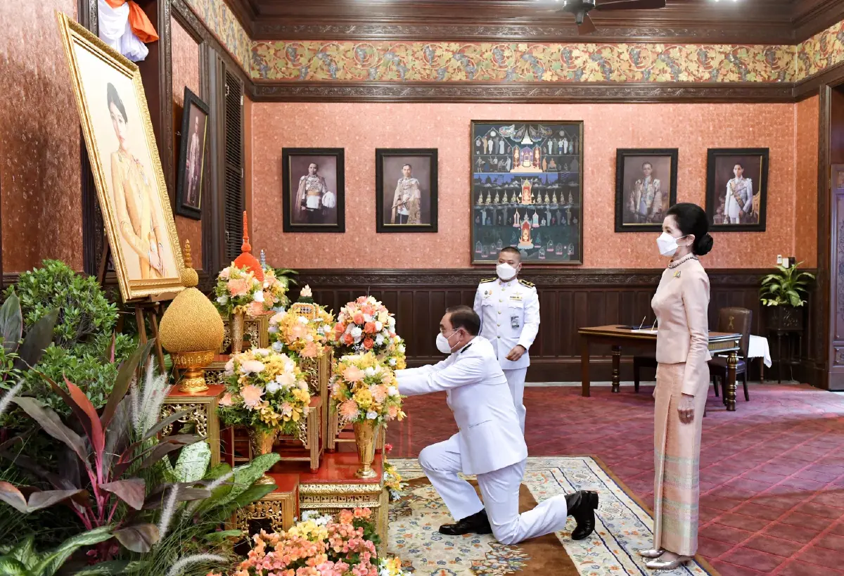 “นายกฯ” และภริยา ถวายพระพรสมเด็จพระเจ้าลูกเธอ เจ้าฟ้าสิริวัณณวรีฯ